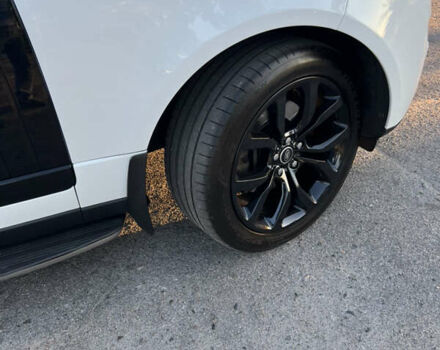 Белый Ленд Ровер Рендж Ровер, объемом двигателя 2.99 л и пробегом 195 тыс. км за 31200 $, фото 12 на Automoto.ua