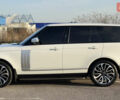 Белый Ленд Ровер Рендж Ровер, объемом двигателя 5 л и пробегом 142 тыс. км за 33000 $, фото 3 на Automoto.ua