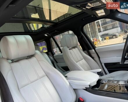 Белый Ленд Ровер Рендж Ровер, объемом двигателя 3 л и пробегом 201 тыс. км за 24400 $, фото 32 на Automoto.ua