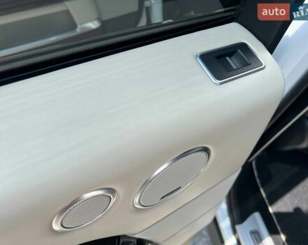 Білий Ленд Ровер Рендж Ровер, об'ємом двигуна 4.4 л та пробігом 196 тис. км за 31890 $, фото 43 на Automoto.ua