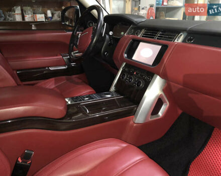 Белый Ленд Ровер Рендж Ровер, объемом двигателя 5 л и пробегом 80 тыс. км за 46000 $, фото 4 на Automoto.ua