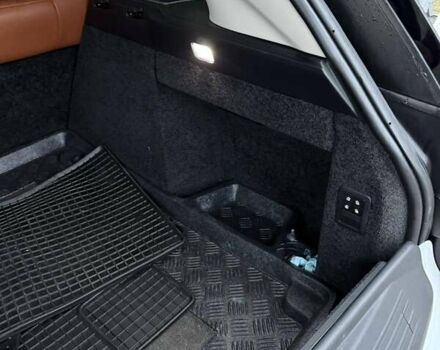 Белый Ленд Ровер Рендж Ровер, объемом двигателя 2.99 л и пробегом 150 тыс. км за 38000 $, фото 23 на Automoto.ua