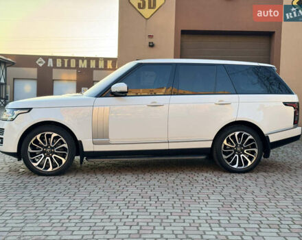 Белый Ленд Ровер Рендж Ровер, объемом двигателя 5 л и пробегом 142 тыс. км за 33000 $, фото 29 на Automoto.ua