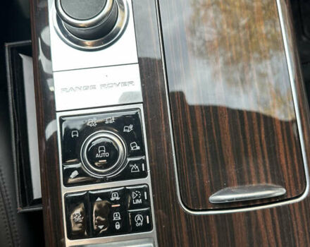 Белый Ленд Ровер Рендж Ровер, объемом двигателя 3 л и пробегом 200 тыс. км за 30500 $, фото 26 на Automoto.ua