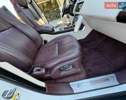 Білий Ленд Ровер Рендж Ровер, об'ємом двигуна 4.4 л та пробігом 278 тис. км за 32999 $, фото 89 на Automoto.ua