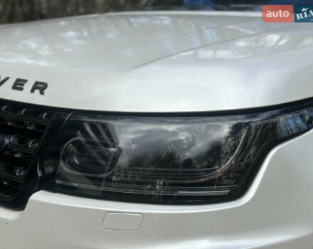 Белый Ленд Ровер Рендж Ровер, объемом двигателя 3 л и пробегом 200 тыс. км за 30500 $, фото 10 на Automoto.ua