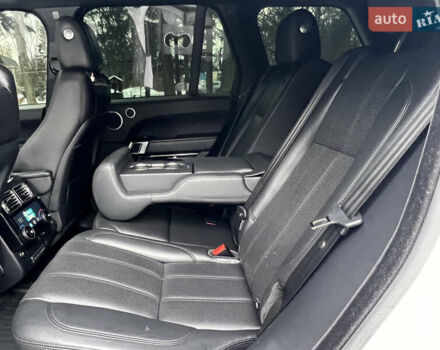 Білий Ленд Ровер Рендж Ровер, об'ємом двигуна 3 л та пробігом 199 тис. км за 35999 $, фото 93 на Automoto.ua