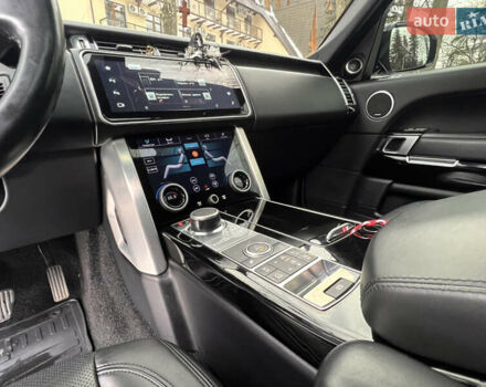 Білий Ленд Ровер Рендж Ровер, об'ємом двигуна 3 л та пробігом 199 тис. км за 35999 $, фото 73 на Automoto.ua