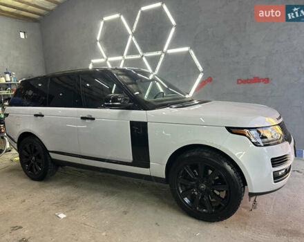 Белый Ленд Ровер Рендж Ровер, объемом двигателя 2.99 л и пробегом 205 тыс. км за 39950 $, фото 10 на Automoto.ua