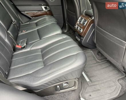 Білий Ленд Ровер Рендж Ровер, об'ємом двигуна 2.99 л та пробігом 165 тис. км за 34999 $, фото 70 на Automoto.ua