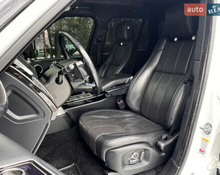 Білий Ленд Ровер Рендж Ровер, об'ємом двигуна 3 л та пробігом 199 тис. км за 35999 $, фото 56 на Automoto.ua