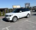 Білий Ленд Ровер Рендж Ровер, об'ємом двигуна 5 л та пробігом 175 тис. км за 31000 $, фото 3 на Automoto.ua