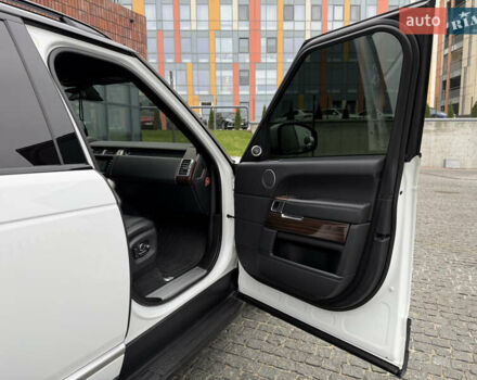 Білий Ленд Ровер Рендж Ровер, об'ємом двигуна 2.99 л та пробігом 165 тис. км за 34999 $, фото 85 на Automoto.ua