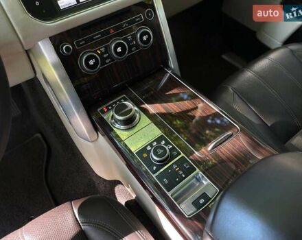 Белый Ленд Ровер Рендж Ровер, объемом двигателя 3 л и пробегом 322 тыс. км за 26000 $, фото 15 на Automoto.ua