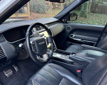 Білий Ленд Ровер Рендж Ровер, об'ємом двигуна 3 л та пробігом 133 тис. км за 35000 $, фото 13 на Automoto.ua