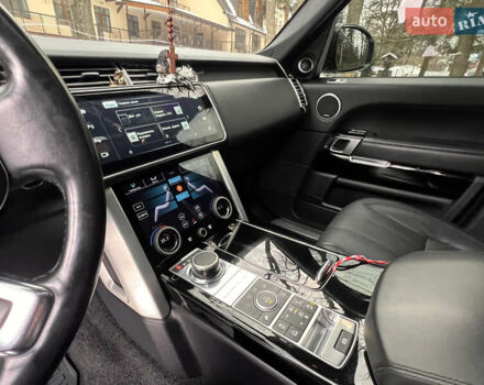 Білий Ленд Ровер Рендж Ровер, об'ємом двигуна 3 л та пробігом 199 тис. км за 35999 $, фото 71 на Automoto.ua