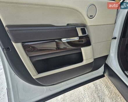 Білий Ленд Ровер Рендж Ровер, об'ємом двигуна 2.99 л та пробігом 221 тис. км за 39000 $, фото 11 на Automoto.ua