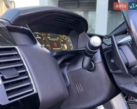 Білий Ленд Ровер Рендж Ровер, об'ємом двигуна 3 л та пробігом 199 тис. км за 35700 $, фото 36 на Automoto.ua