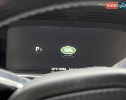 Білий Ленд Ровер Рендж Ровер, об'ємом двигуна 3 л та пробігом 199 тис. км за 35999 $, фото 106 на Automoto.ua