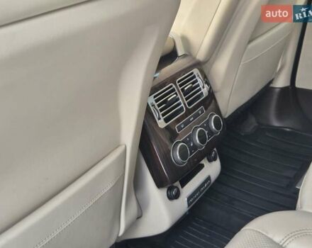 Білий Ленд Ровер Рендж Ровер, об'ємом двигуна 2.99 л та пробігом 221 тис. км за 39000 $, фото 14 на Automoto.ua