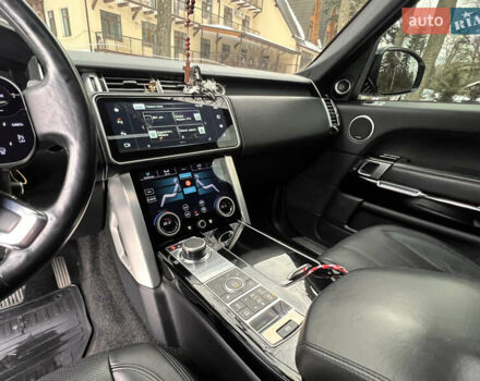 Білий Ленд Ровер Рендж Ровер, об'ємом двигуна 3 л та пробігом 199 тис. км за 35999 $, фото 77 на Automoto.ua