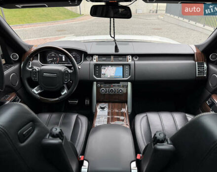 Білий Ленд Ровер Рендж Ровер, об'ємом двигуна 2.99 л та пробігом 165 тис. км за 34999 $, фото 74 на Automoto.ua