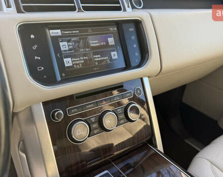 Белый Ленд Ровер Рендж Ровер, объемом двигателя 2.99 л и пробегом 220 тыс. км за 28500 $, фото 26 на Automoto.ua