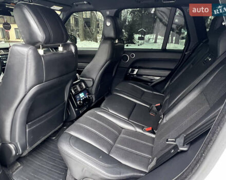 Білий Ленд Ровер Рендж Ровер, об'ємом двигуна 3 л та пробігом 199 тис. км за 35999 $, фото 89 на Automoto.ua