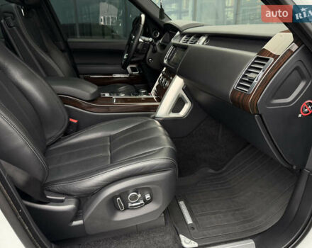 Білий Ленд Ровер Рендж Ровер, об'ємом двигуна 2.99 л та пробігом 165 тис. км за 34999 $, фото 90 на Automoto.ua