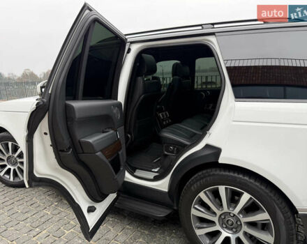 Білий Ленд Ровер Рендж Ровер, об'ємом двигуна 2.99 л та пробігом 165 тис. км за 34999 $, фото 46 на Automoto.ua