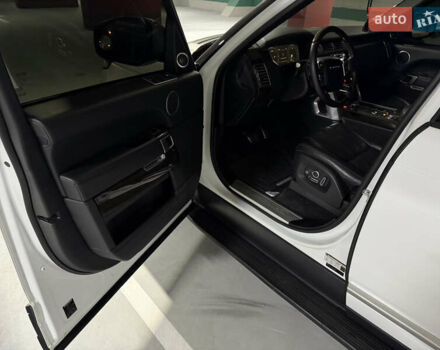 Білий Ленд Ровер Рендж Ровер, об'ємом двигуна 2.99 л та пробігом 165 тис. км за 34999 $, фото 24 на Automoto.ua