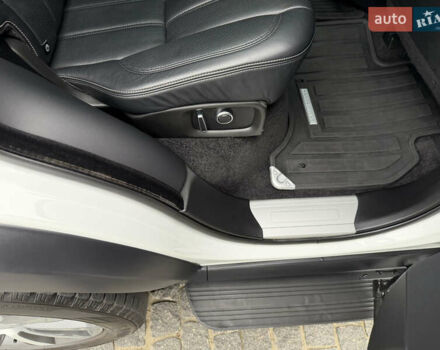 Білий Ленд Ровер Рендж Ровер, об'ємом двигуна 2.99 л та пробігом 165 тис. км за 34999 $, фото 69 на Automoto.ua