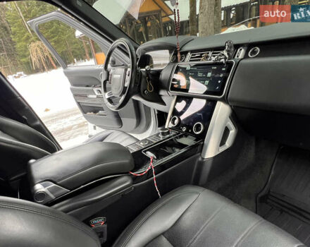 Білий Ленд Ровер Рендж Ровер, об'ємом двигуна 3 л та пробігом 199 тис. км за 35999 $, фото 94 на Automoto.ua