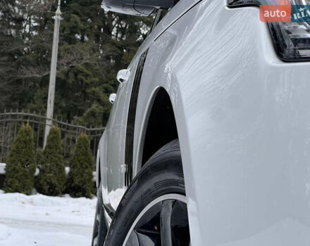 Білий Ленд Ровер Рендж Ровер, об'ємом двигуна 3 л та пробігом 199 тис. км за 35999 $, фото 21 на Automoto.ua