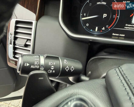 Білий Ленд Ровер Рендж Ровер, об'ємом двигуна 2.99 л та пробігом 165 тис. км за 34999 $, фото 45 на Automoto.ua
