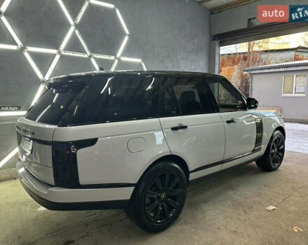 Белый Ленд Ровер Рендж Ровер, объемом двигателя 2.99 л и пробегом 205 тыс. км за 39950 $, фото 11 на Automoto.ua