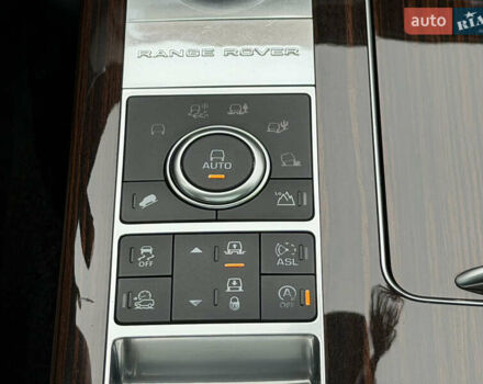 Білий Ленд Ровер Рендж Ровер, об'ємом двигуна 2.99 л та пробігом 165 тис. км за 34999 $, фото 81 на Automoto.ua