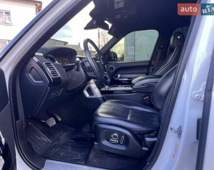 Білий Ленд Ровер Рендж Ровер, об'ємом двигуна 3 л та пробігом 199 тис. км за 35700 $, фото 31 на Automoto.ua