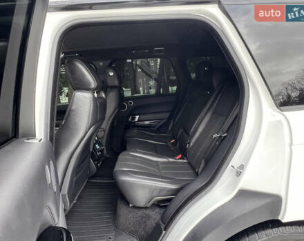 Білий Ленд Ровер Рендж Ровер, об'ємом двигуна 3 л та пробігом 199 тис. км за 35999 $, фото 87 на Automoto.ua