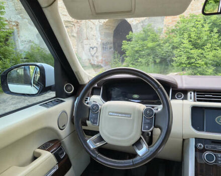 Белый Ленд Ровер Рендж Ровер, объемом двигателя 4.37 л и пробегом 80 тыс. км за 45000 $, фото 18 на Automoto.ua