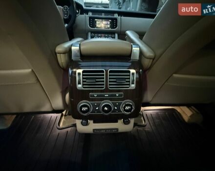 Белый Ленд Ровер Рендж Ровер, объемом двигателя 2.99 л и пробегом 161 тыс. км за 33800 $, фото 93 на Automoto.ua