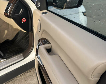 Білий Ленд Ровер Рендж Ровер, об'ємом двигуна 2.99 л та пробігом 245 тис. км за 50000 $, фото 27 на Automoto.ua