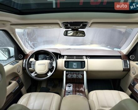Белый Ленд Ровер Рендж Ровер, объемом двигателя 3 л и пробегом 173 тыс. км за 27500 $, фото 83 на Automoto.ua