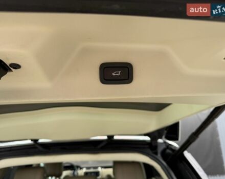 Білий Ленд Ровер Рендж Ровер, об'ємом двигуна 3 л та пробігом 173 тис. км за 27500 $, фото 27 на Automoto.ua