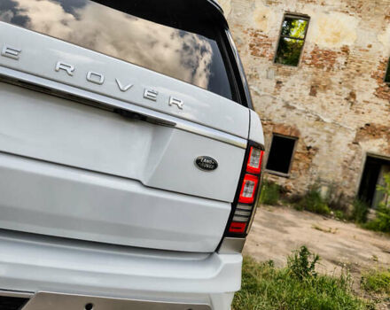 Білий Ленд Ровер Рендж Ровер, об'ємом двигуна 4.37 л та пробігом 100 тис. км за 42000 $, фото 4 на Automoto.ua