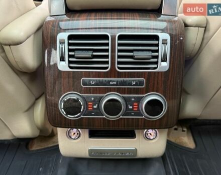 Білий Ленд Ровер Рендж Ровер, об'ємом двигуна 3 л та пробігом 173 тис. км за 27500 $, фото 86 на Automoto.ua