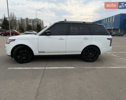 Білий Ленд Ровер Рендж Ровер, об'ємом двигуна 3 л та пробігом 175 тис. км за 33000 $, фото 3 на Automoto.ua