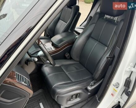 Білий Ленд Ровер Рендж Ровер, об'ємом двигуна 2.99 л та пробігом 134 тис. км за 32500 $, фото 35 на Automoto.ua