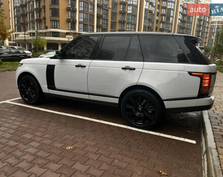 Белый Ленд Ровер Рендж Ровер, объемом двигателя 2.99 л и пробегом 159 тыс. км за 42000 $, фото 2 на Automoto.ua