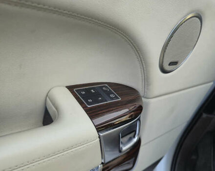 Білий Ленд Ровер Рендж Ровер, об'ємом двигуна 4.37 л та пробігом 100 тис. км за 42000 $, фото 22 на Automoto.ua